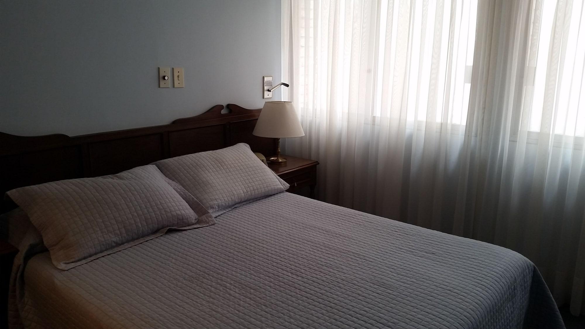 Hotel Alhambra بونتا دل استي المظهر الخارجي الصورة