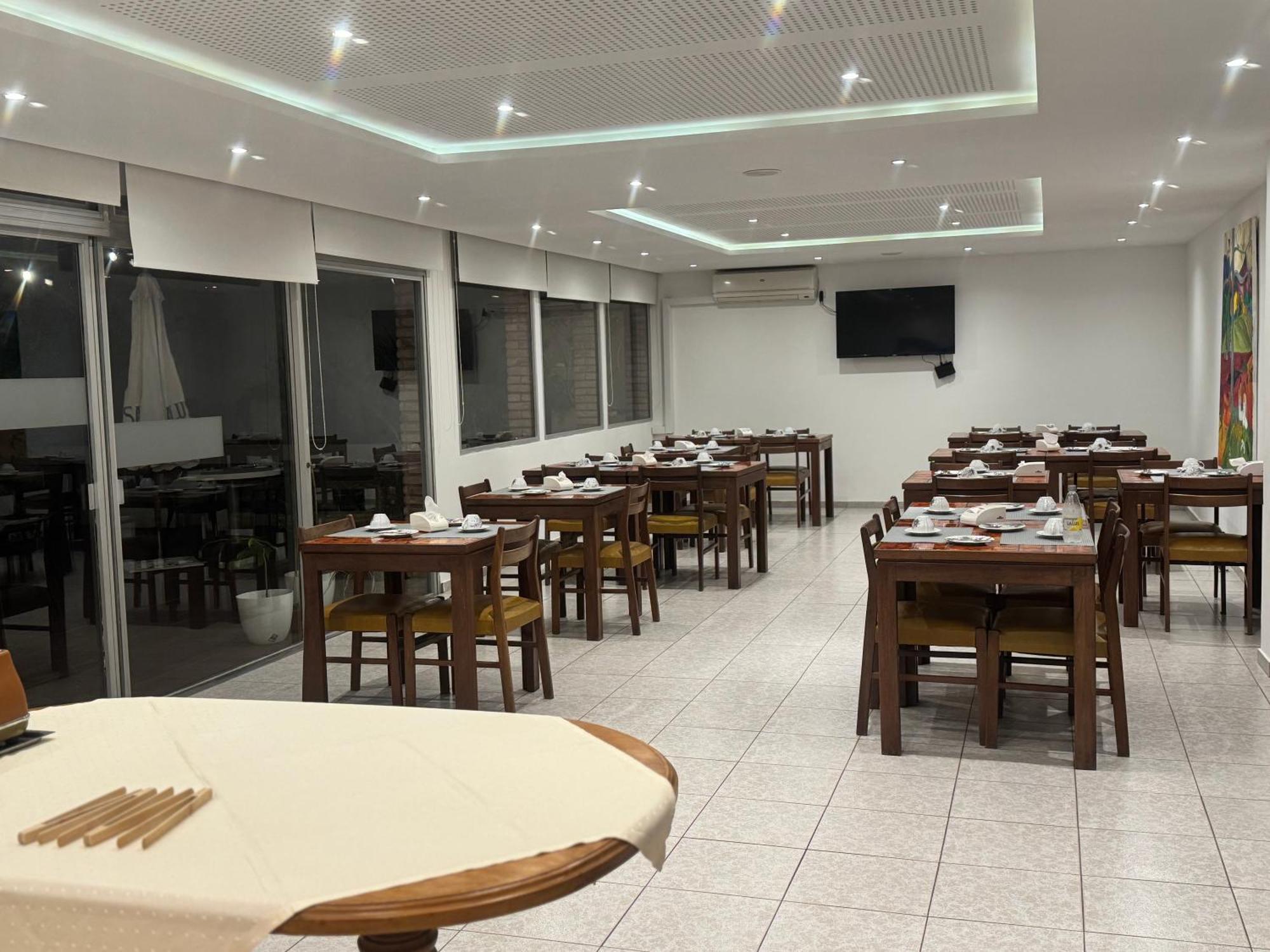 Hotel Alhambra بونتا دل استي المظهر الخارجي الصورة